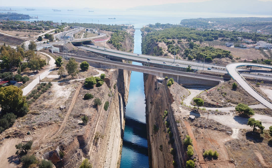 Κόρινθος: Άνδρας έπεσε από τη γέφυρα του Ισθμού και σκοτώθηκε