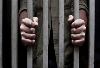 Ίση μεταχείριση στις άδειες ζητούν στις φυλακές