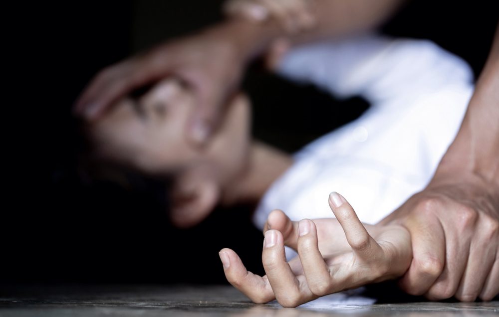 Λάρισα: Προφυλακίστηκε 40χρονος για τον βιασμό της γυναίκας του