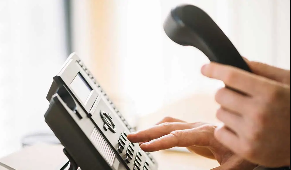 Πως μπορούν να προστατευτούν οι καταναλωτές από κλήσεις για τη διαφημιστική προώθηση προϊόντων