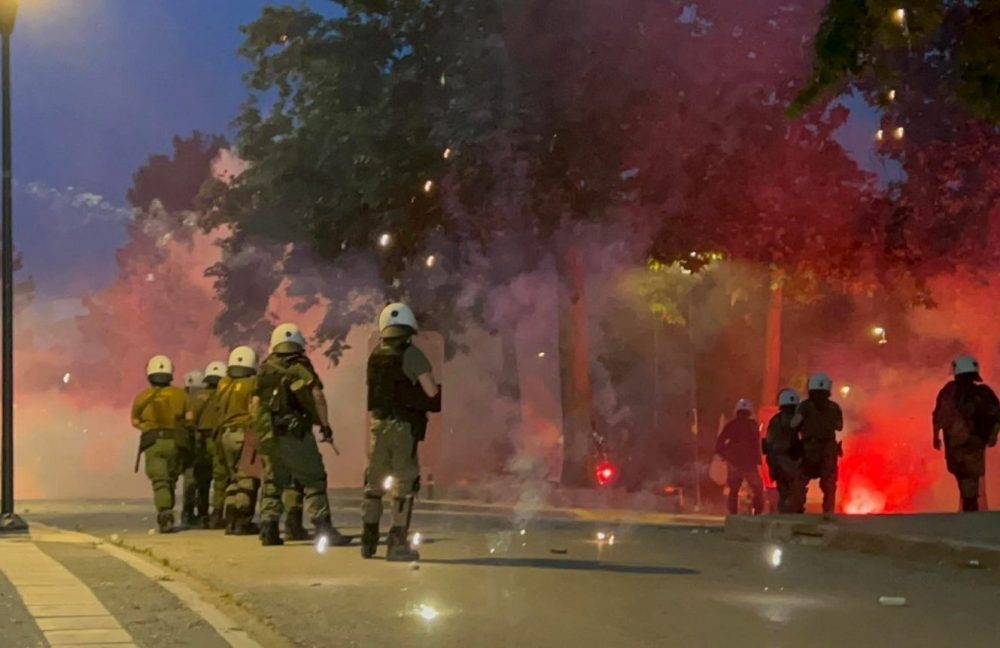 Θεσσαλονίκη: Ένταση και δακρυγόνα τα ξημερώματα στο ΑΠΘ