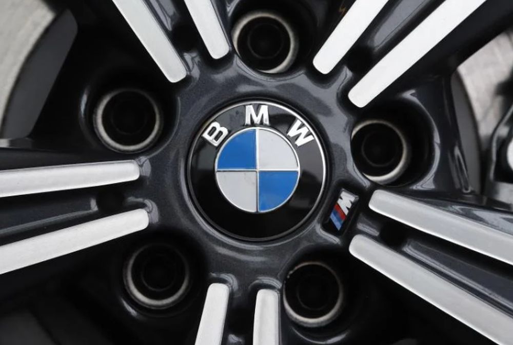 BMW: Χρησιμοποιεί ανταλλακτικά από ανακυκλωμένα δίχτυα ψαρέματος