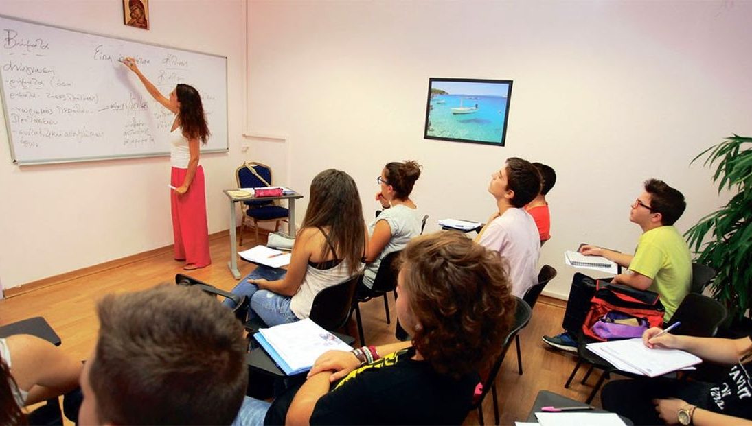 Εκπτώσεις και προσφορές σε φροντιστήρια και δραστηριότητες
