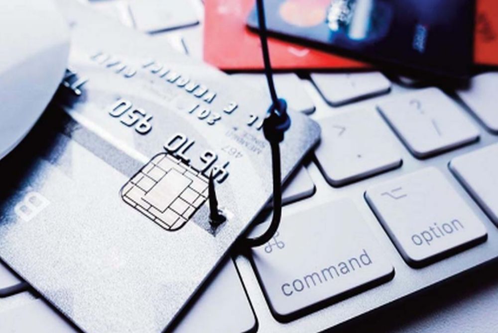 «Ψαρεύουν» θύματα με… δόλωμα την αγγελία τους