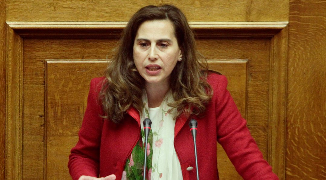 Χ. Κεφαλίδου: Ο λύκος γούνα αλλάζει περπατησιά δεν αλλάζει