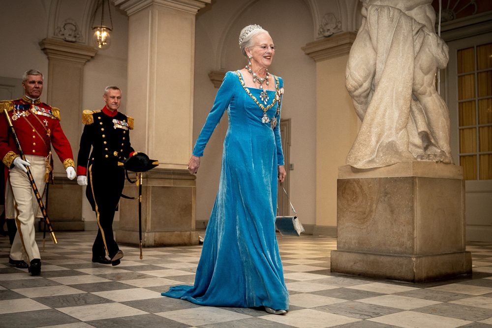 Η βασίλισσα Μαργκρέτε της Δανίας αφαιρεί τίτλους και καθήκοντα από τα εγγόνια της