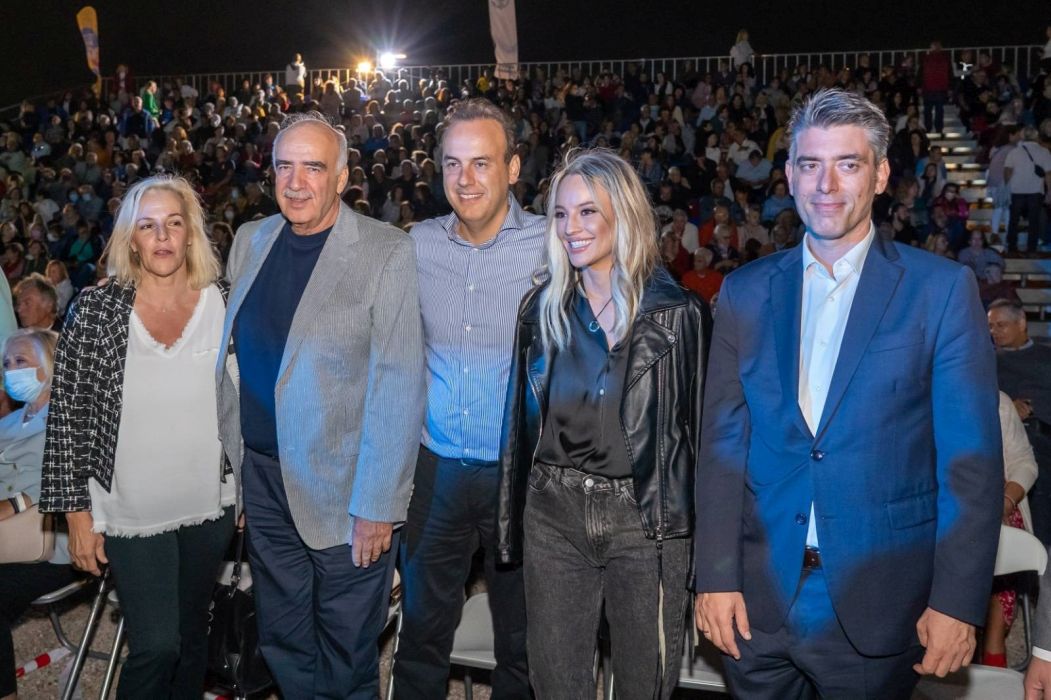 Ο Βαγγέλης τίμησε τον Ρόμπερτ