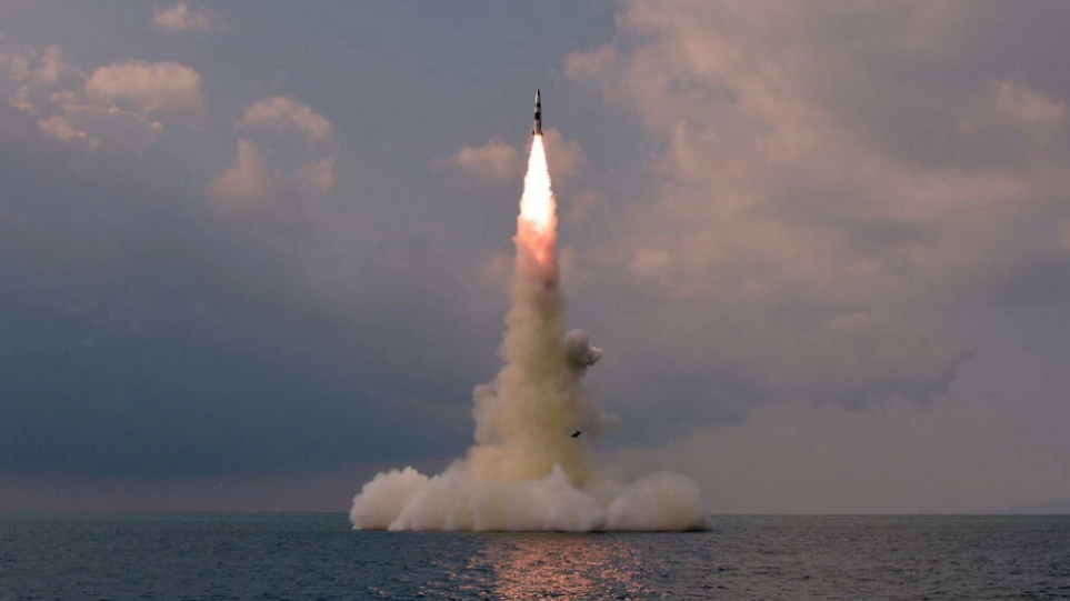 Βόρεια Κορέα: Η Πιονγκγιάνγκ εκτόξευσε βαλλιστικό πύραυλο