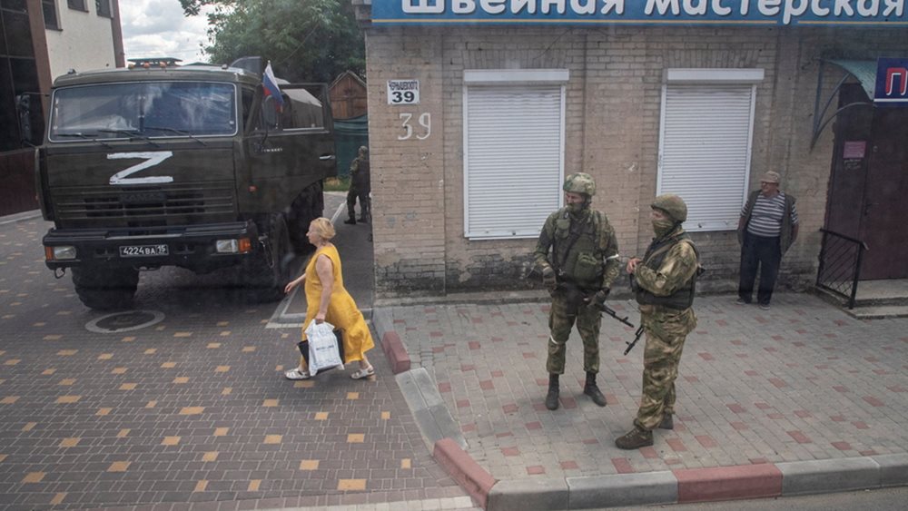 Οι Ουκρανοί στην κατεχόμενη Μελιτόπολη φοβούνται επιστράτευση από τους Ρώσους