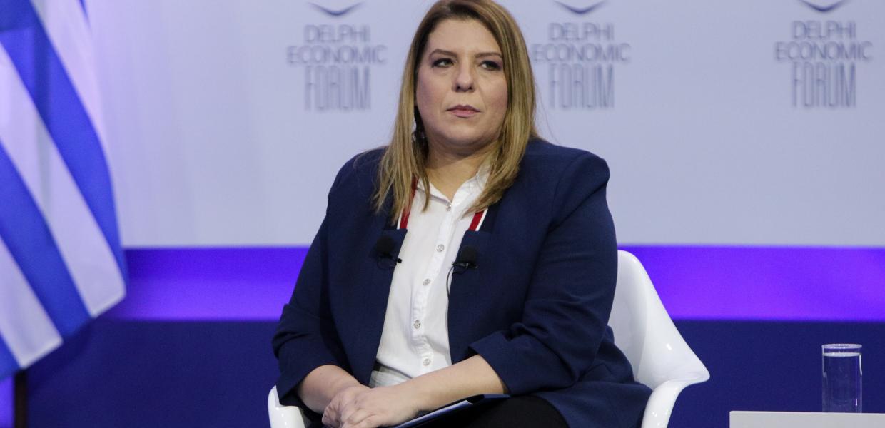 Μ. Συρεγγέλα: Δωρεάν δικηγόρος για κάθε κακοποιημένη γυναίκα