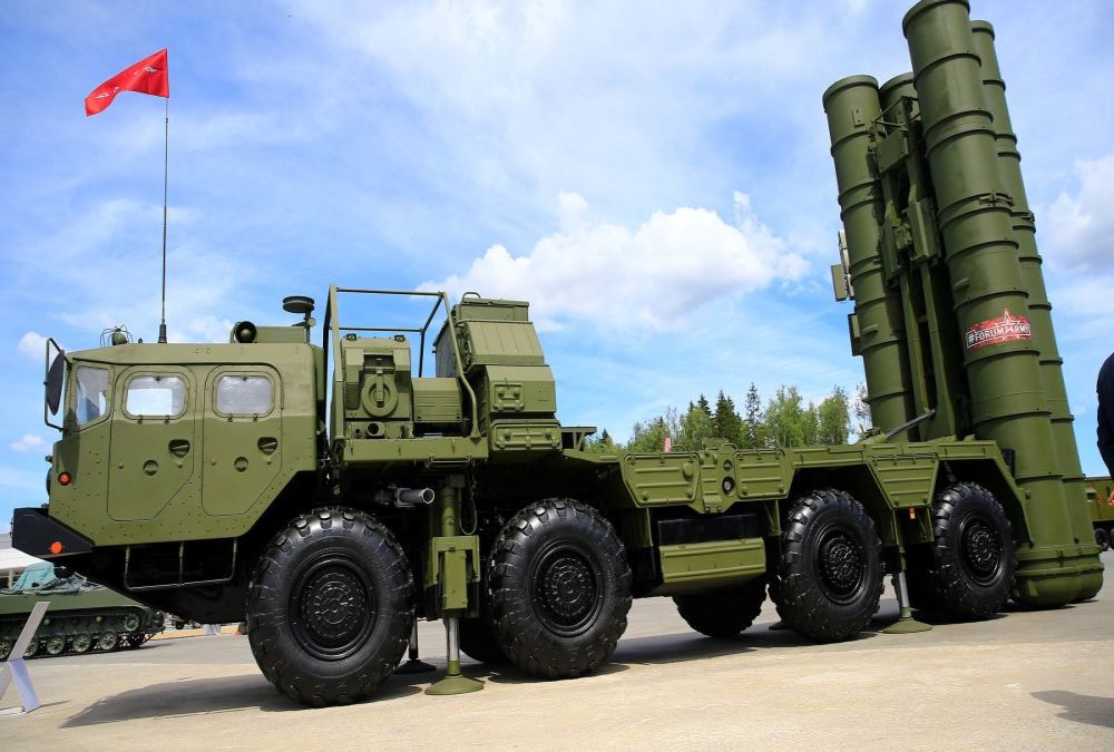 Fake news με τους S-300 για να «περάσει» τους S-400