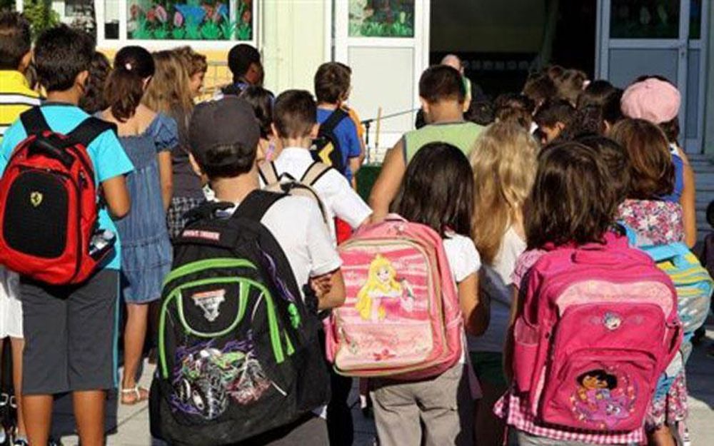 Θεσσαλία: Τα σχολεία ανοίγουν τη Δευτέρα – Σε εκκρεμότητα πόσες σχολικές μονάδες θα επαναλειτουργήσουν