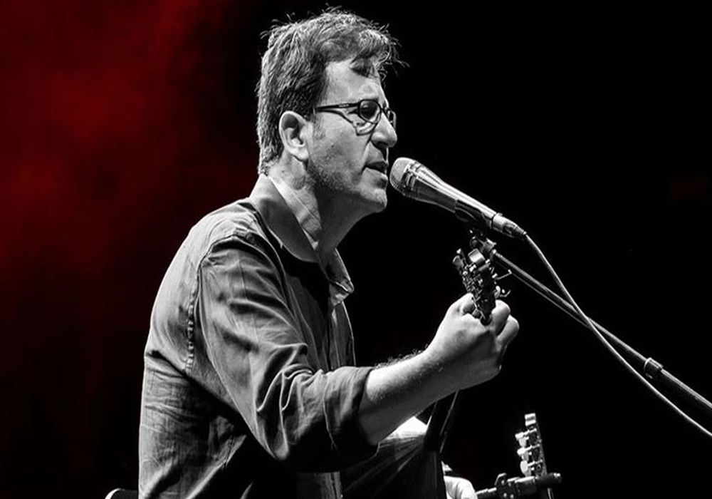 Live συναυλία με τον Θανάση Παπακωνσταντίνου