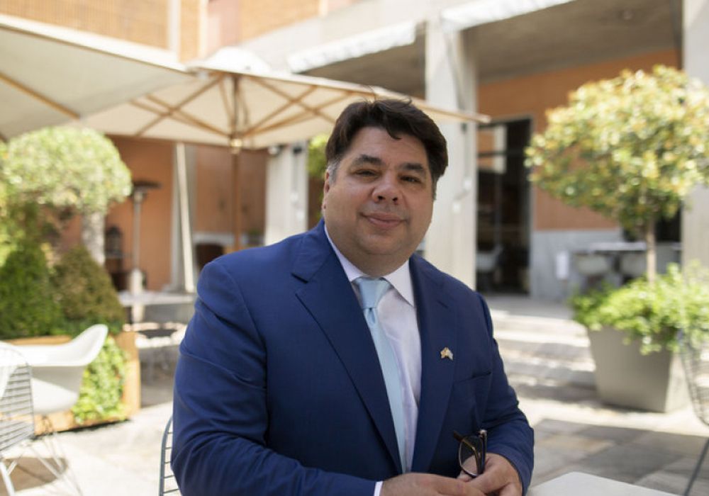 Εντυπωσιασμένος ο Τσούνης με Δόμνα