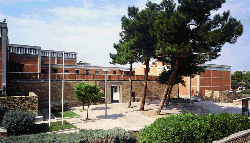 Εγκαίνια νέας εικαστικής έκθεσης «Λάβαρα, πολύτιμες συνομιλίες» στο Μουσείο Βυζαντινού Πολιτισμού