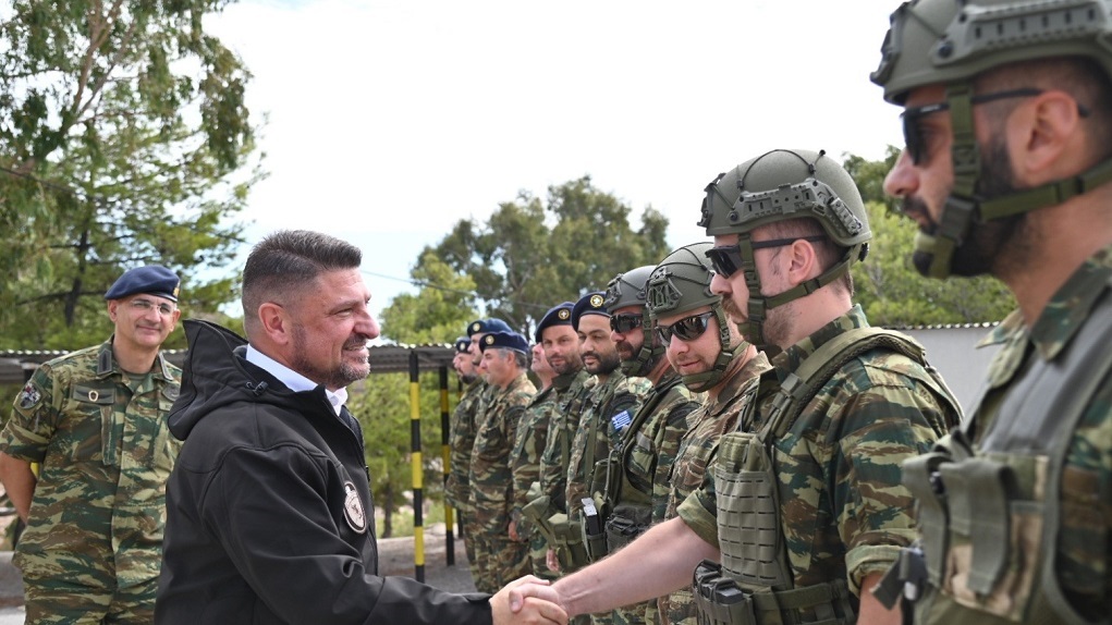 Σε νησιά του Ανατολικού Αιγαίου ο ΥφΕΘΑ Νίκος Χαρδαλιάς