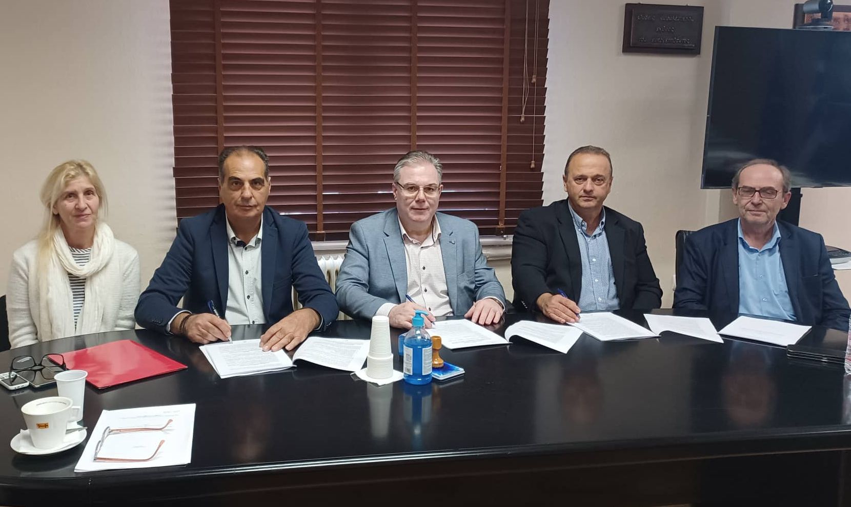 Δ. Χαλκηδόνος: «Επεσαν» οι υπογραφές για το αποχετευτικό δίκτυο σε Αγ. Αθανάσιο κι Αγχιάλο