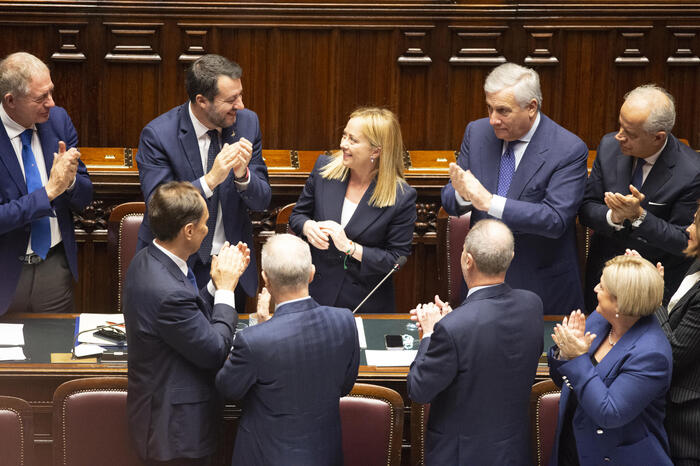 Ιταλία: Η κυβέρνηση Μελόνι έλαβε την ψήφο εμπιστοσύνης