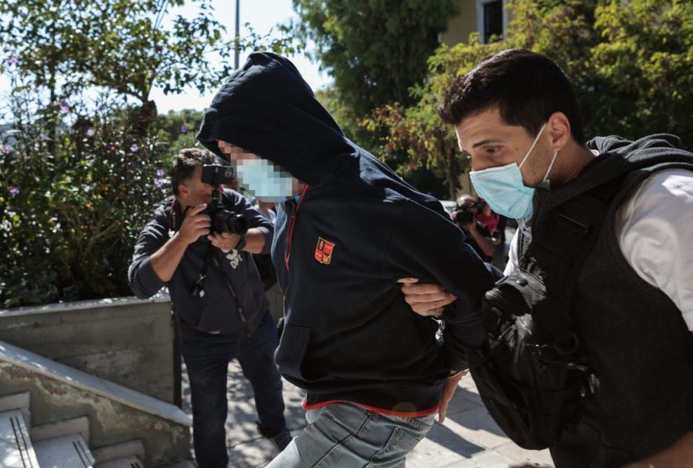 Οι έρευνες τις ΕΛΑΣ για τους «πελάτες» της 12χρονης!