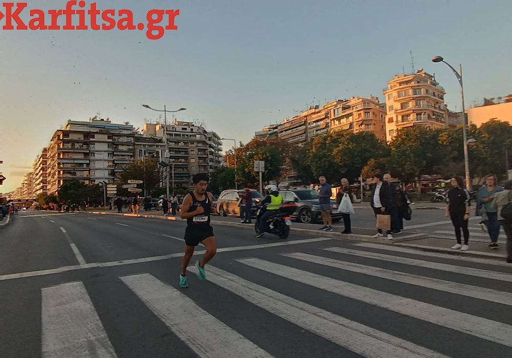 Θεσσαλονίκη: Τεράστια συμμετοχή στον 10ο Διεθνή Νυχτερινό Ημιμαραθώνιο (Video + ΦΩΤΟ)