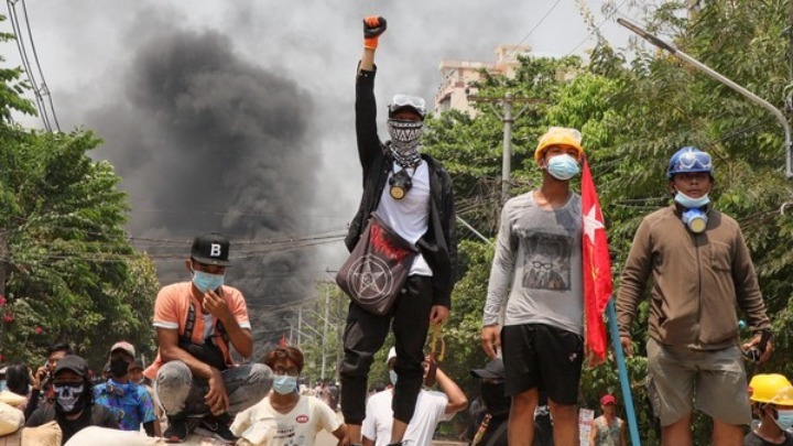 Μιανμάρ: Δεκάδες νεκροί από αεροπορικό βομβαρδισμό σε συναυλία