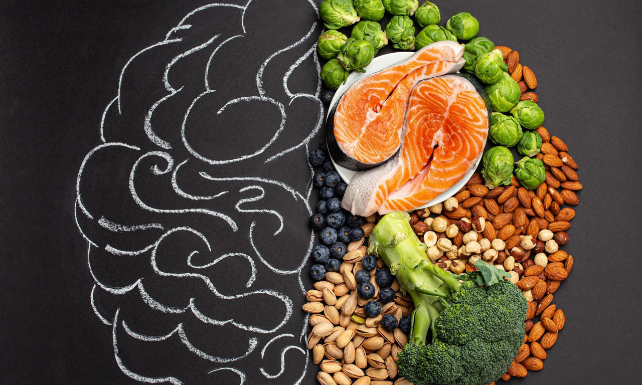 Μελέτη: Ο σολομός, η σαρδέλα και άλλα ψάρια κάνουν καλό στο μυαλό