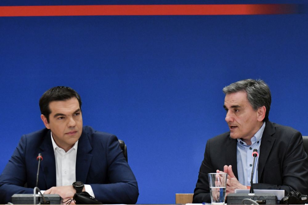 Πώς ο Τσίπρας άνοιξε την Κερκόπορτα στα κοράκια των πλειστηριασμών