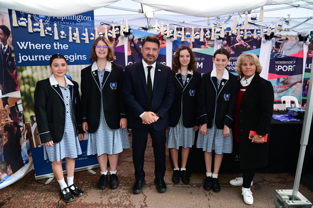 Με τον πολιτειακό πρωθυπουργό της Βικτώρια συναντήθηκε ο Ν. Χαρδαλιάς