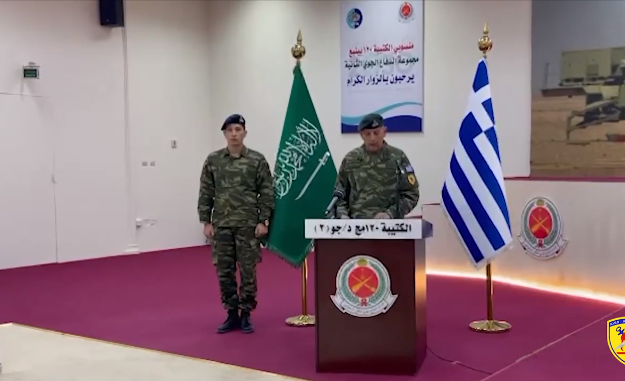 Επίσκεψη Αρχηγού ΓΕΕΘΑ στην ελληνική πυροβολαρχία Patriot στη Σαουδική Αραβία