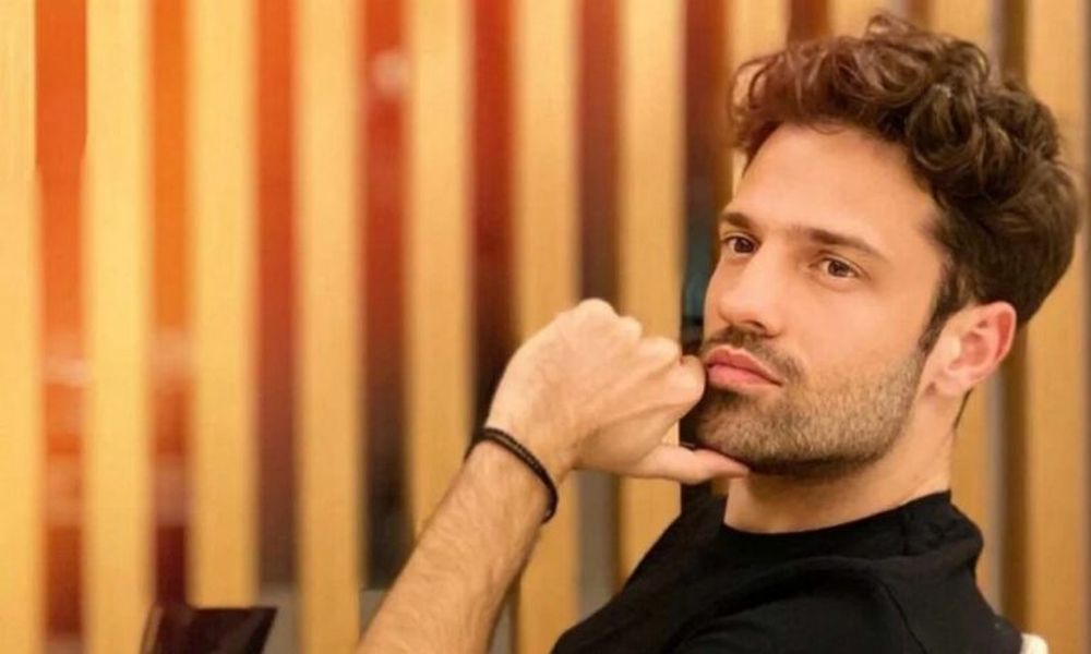 Στα επίσημα της Λεωφόρου ο Τσίπρας με Καρβέλα και Αργυρό