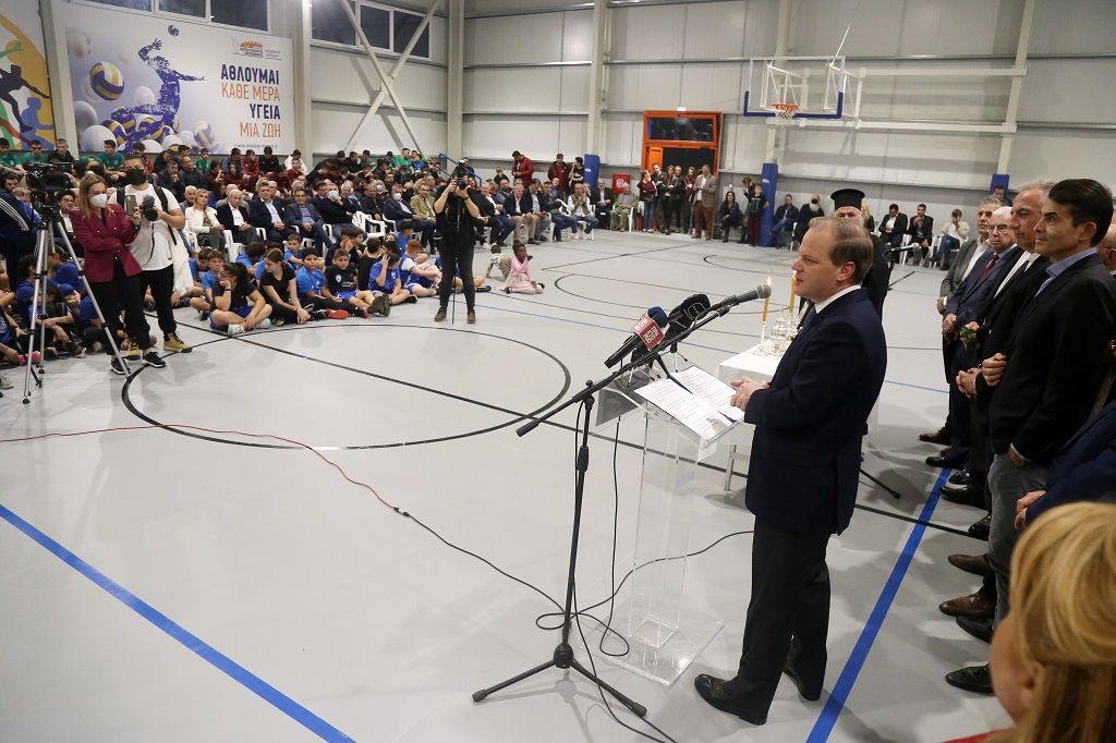 Δ. Αμπελοκήπων – Μενεμένης: Εγκαινιάστηκε από τον Κ. Καραμανλή το νέο κλειστό σχολικό γυμναστήριο (ΦΩΤΟ)