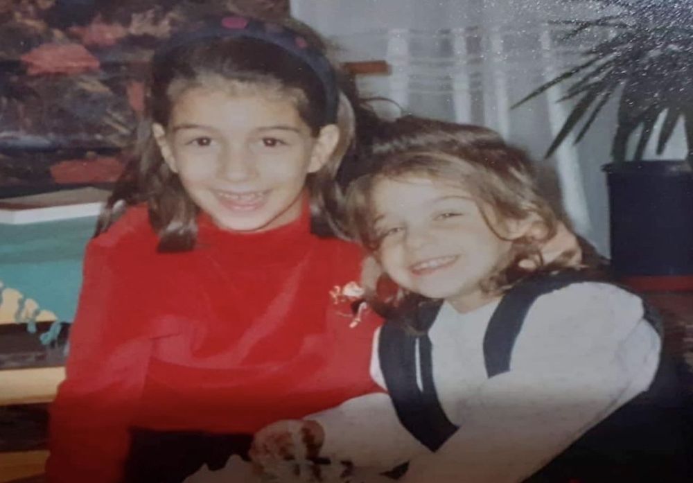 Γιόρτασαν με ρετρό φωτό οι αδερφές Νοτοπούλου…