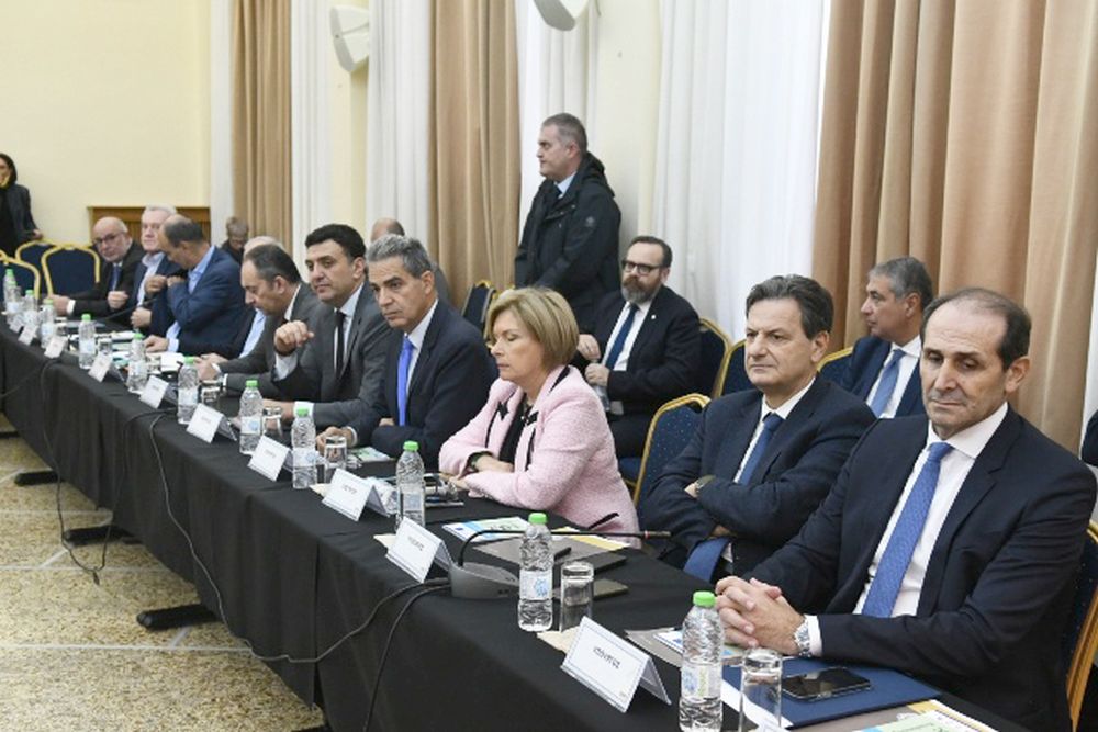 Ακούστηκαν όλα τα προβλήματα στη μεγάλη σύσκεψη