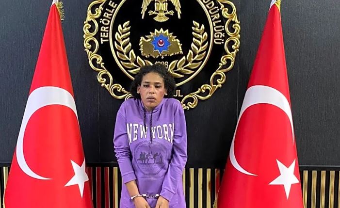 Εμπλέκουν και την Ελλάδα για το μακελειό οι Τούρκοι παρουσιάζοντας τη Σύρια που συνέλαβαν!