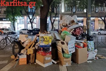 «Βουνό» τα σκουπίδια στους δρόμους της Θεσσαλονίκης (ΦΩΤΟ)