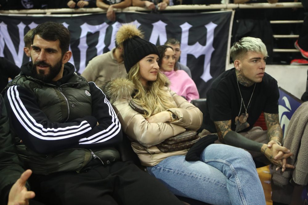 Σύσσωμος ο ποδοσφαιρικός ΠΑΟΚ στο Παλατάκι
