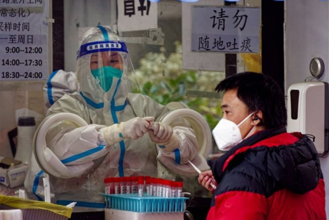 Κίνα: Η έξαρση της Covid μολύνει 37 εκατ. ανθρώπους την ημέρα