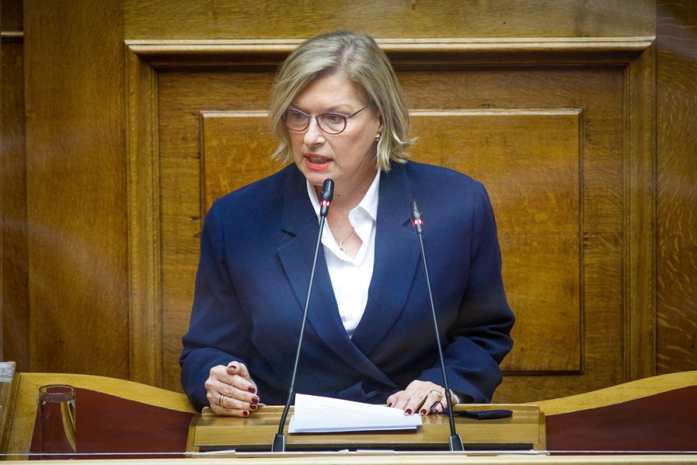 «Ο αντικαπνιστικός νόμος έχει μείνει πίσω» προειδοποιεί η Γκάγκα