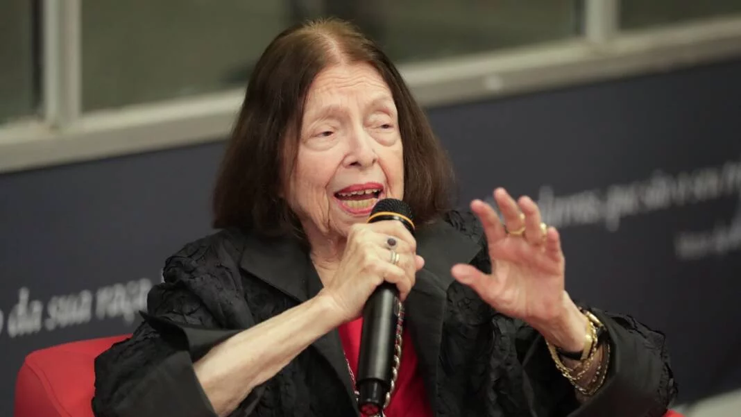 Βραζιλία: Η συγγραφέας Νέλιντα Πινιόν πέθανε στα 85 της χρόνια