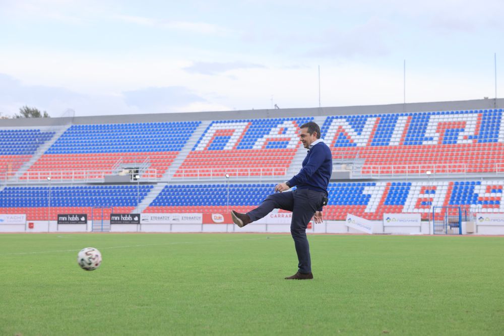 Μία Αριστερά, μία Δεξιά