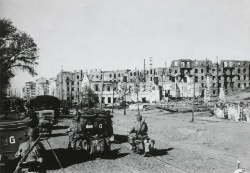 Διεθνή διάσκεψη για τις γερμανικές αποζημιώσεις ζητά η Πολωνία