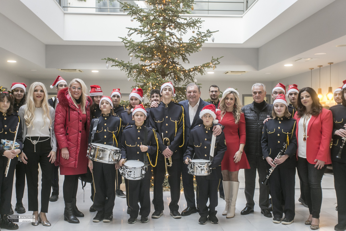 Πρωτοχρονιάτικα κάλαντα και ευχές για τον δήμαρχο Ιγνάτιο Καϊτεζίδη