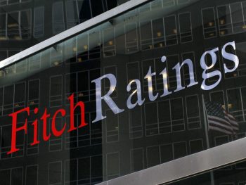 Fitch: Αναβαθμίζει Eurobank, Alpha Bank και Εθνική Τράπεζα