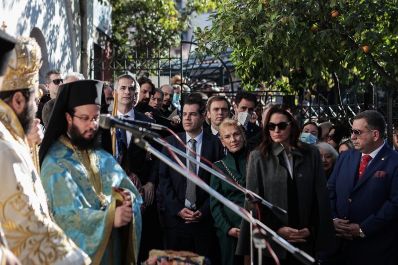 Αγιασμός στην Δεξαμενή της Αθήνας στο Κολωνάκι – Ποιοι έδωσαν το παρών