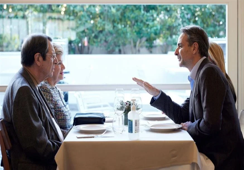 Γεύμα Μητσοτάκη-Αναστασιάδη στην Αθήνα