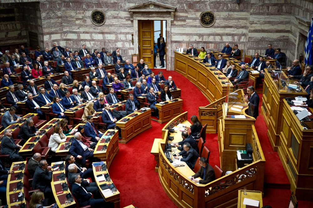 Βουλή: Ψήφο εμπιστοσύνης στην κυβέρνηση – Αλώβητη η ΝΔ!