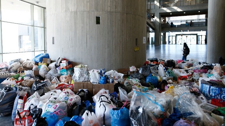 «Τσουνάμι» προσφοράς κι αλληλεγγύης προς τους σεισμόπληκτους της Τουρκίας και Συρίας