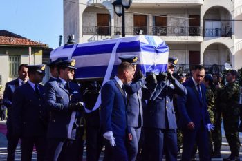 Παρουσία της πολιτικής και πολιτειακής ηγεσίας η κηδεία του υποσμηναγού Μάριου – Μιχαήλ Τουρούτσικα
