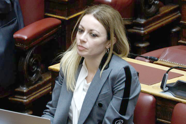 Δύο μήνες μόνο