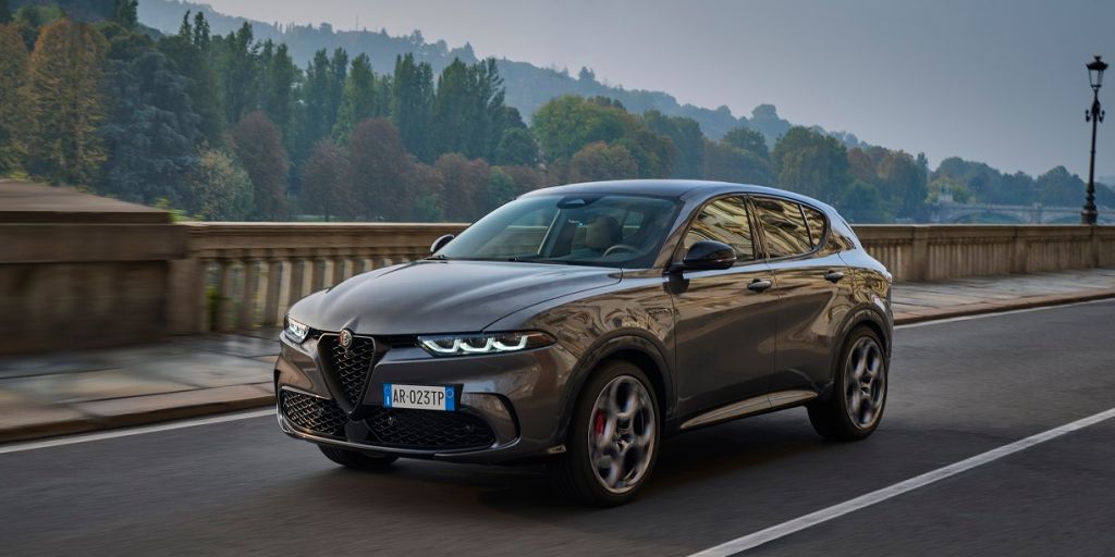 Αυτοκίνητο: Υψηλή απόδοση προσφέρει η Alfa Romeo Tonale Plug-in Hybrid Q4